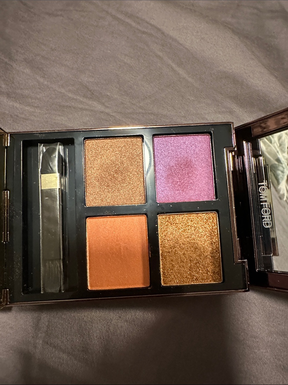 Tom Ford Brown and Gold Eye Quad Compact - 23 African Violet